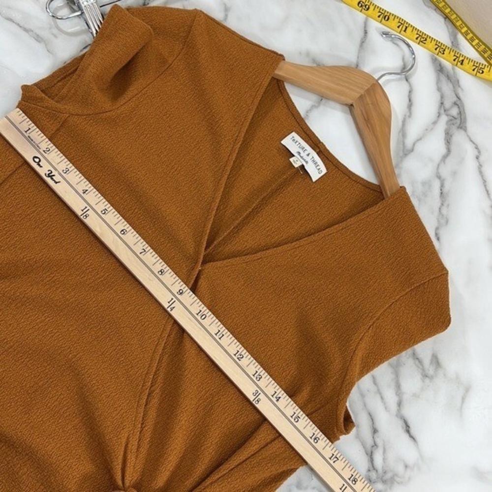 Texture & Thread Dress‎ Womens Small Orange Short Sleeve True Wrap Side Tie - Picture 9 of 10